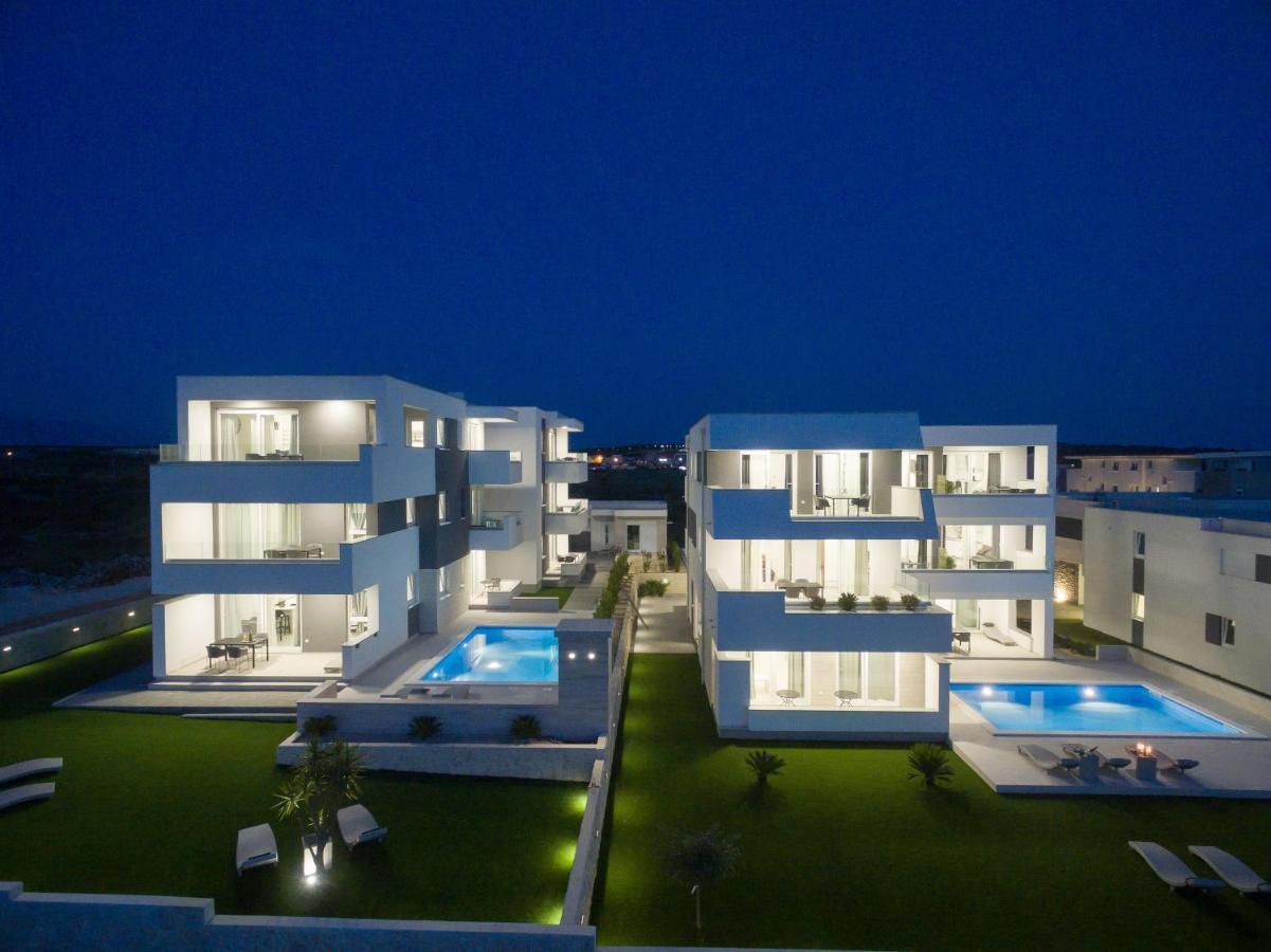 נובליה Apartments & Rooms Pool Villas Maris מראה חיצוני תמונה