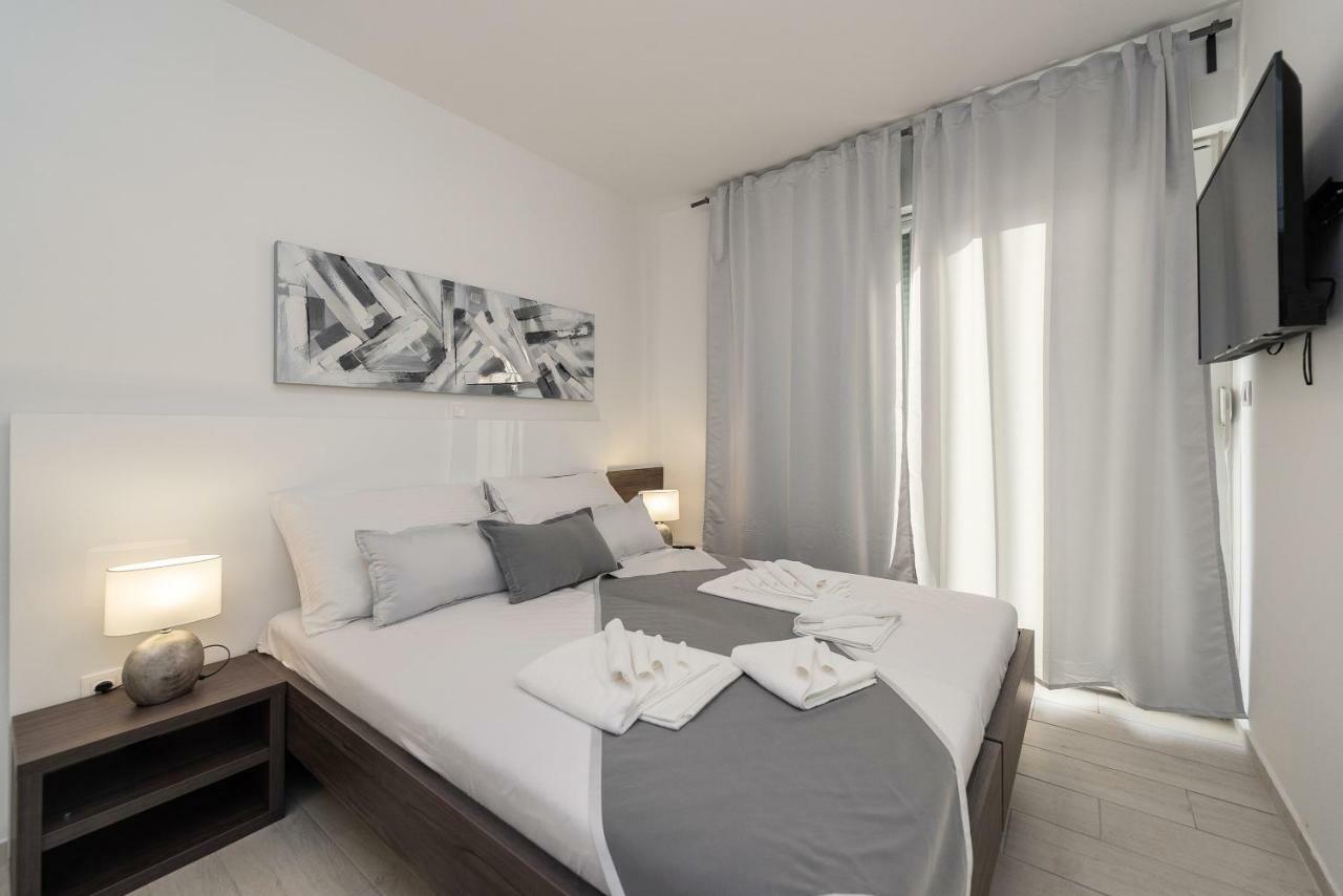 נובליה Apartments & Rooms Pool Villas Maris מראה חיצוני תמונה